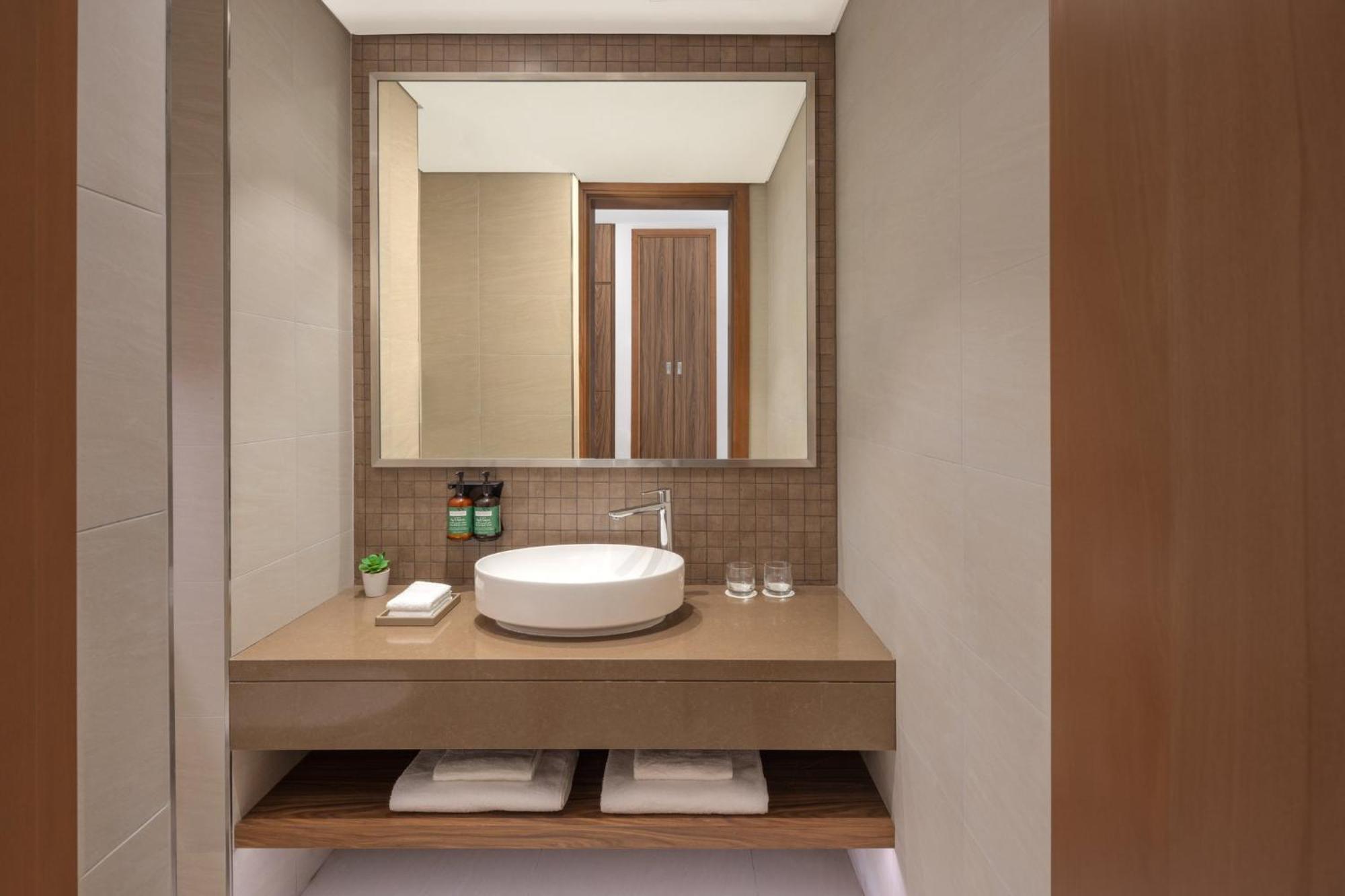 Staybridge Suites Dubai Business Bay By Ihg Dış mekan fotoğraf