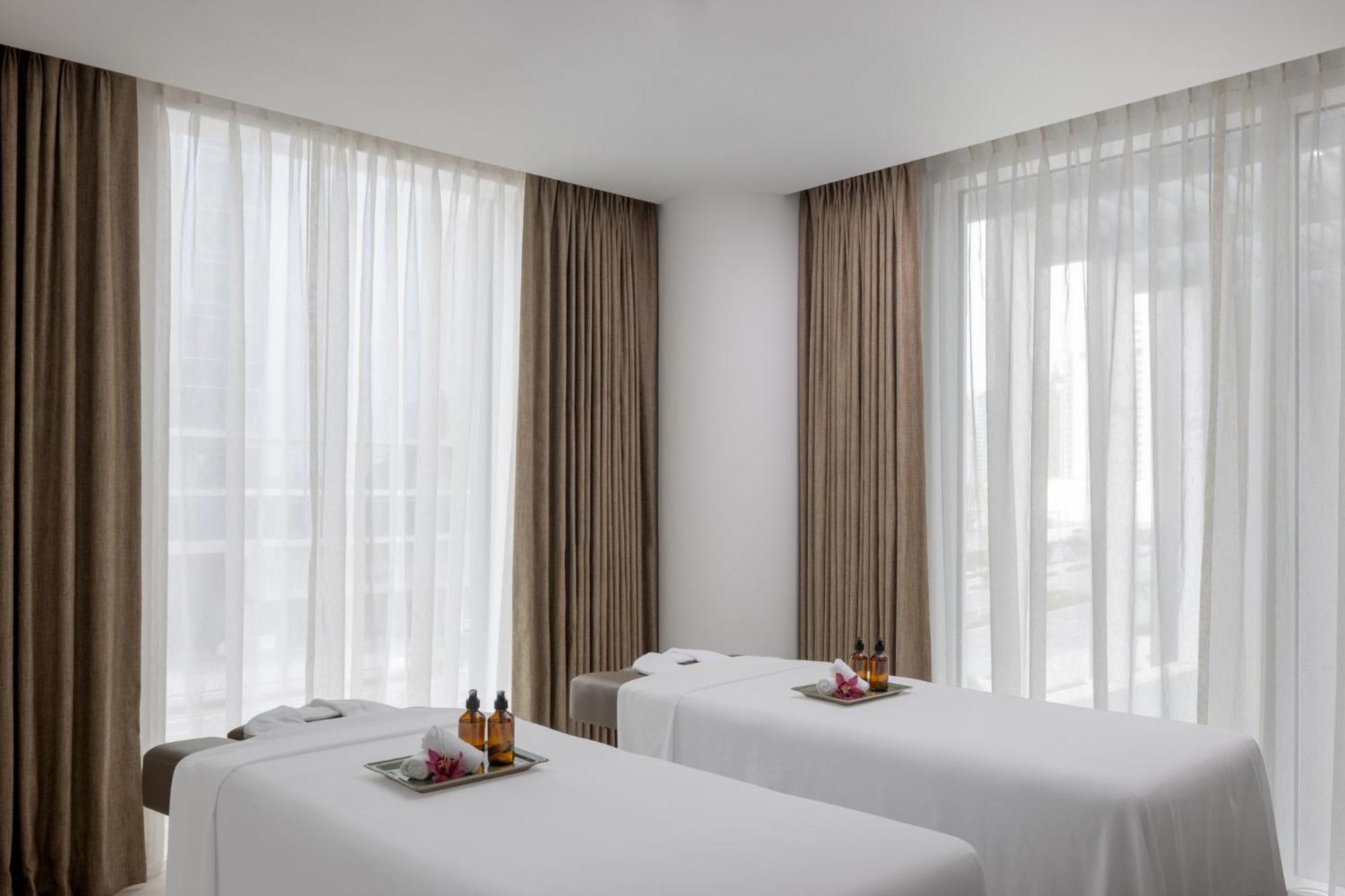 Staybridge Suites Dubai Business Bay By Ihg Dış mekan fotoğraf