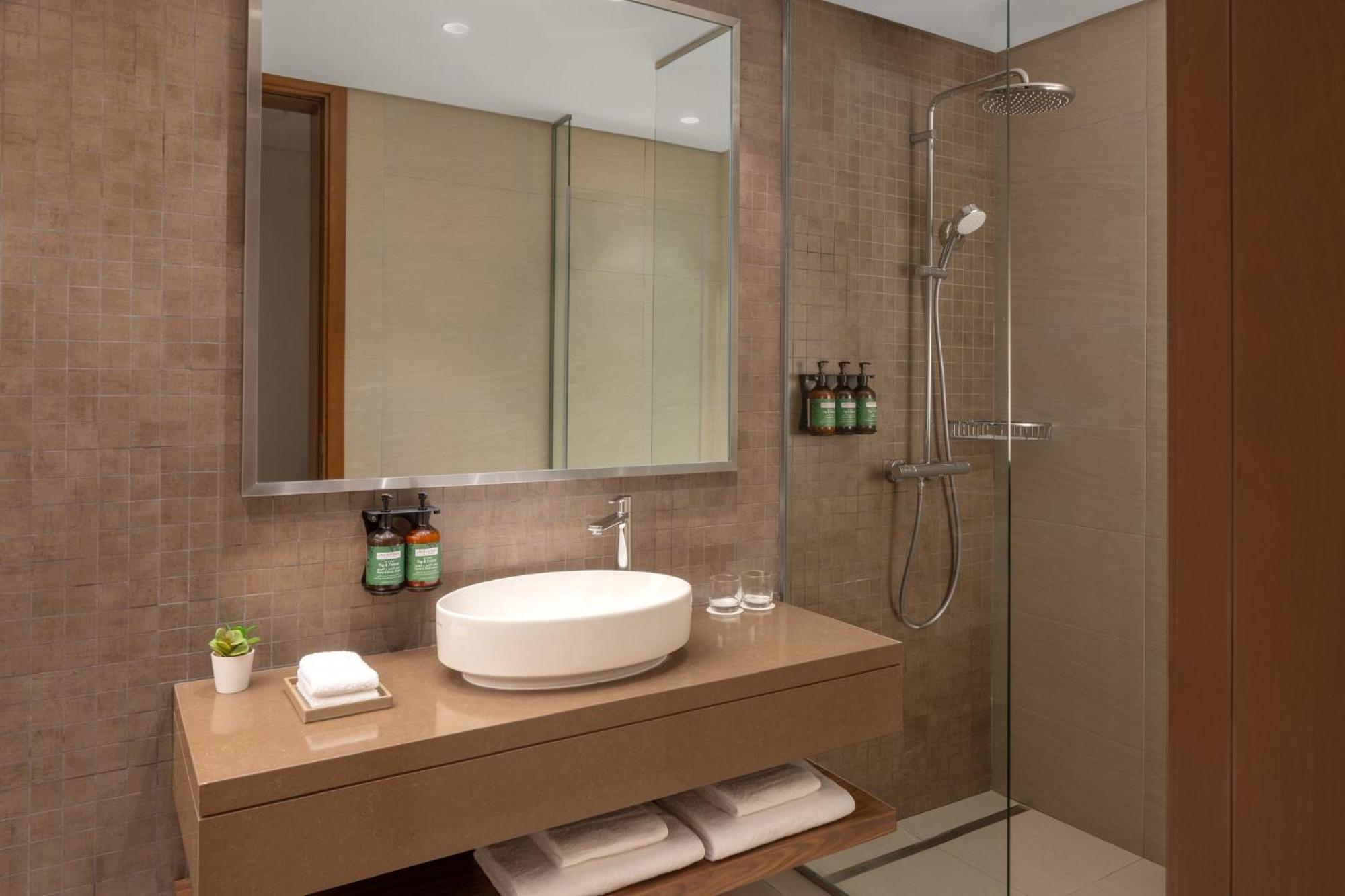 Staybridge Suites Dubai Business Bay By Ihg Dış mekan fotoğraf
