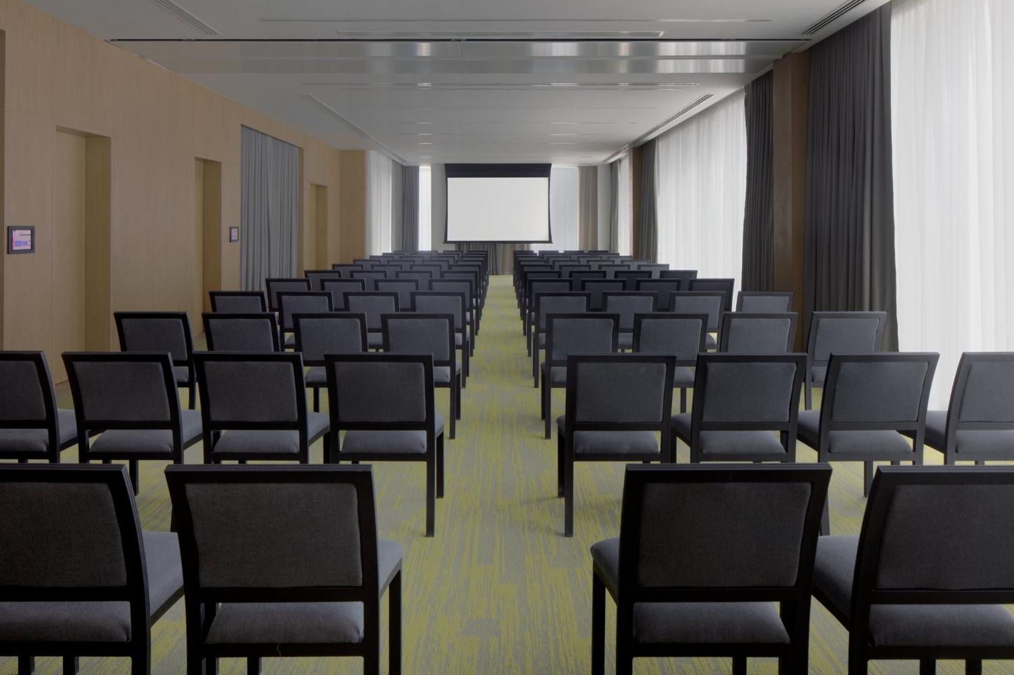 Staybridge Suites Dubai Business Bay By Ihg Dış mekan fotoğraf